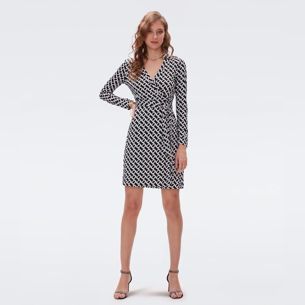 DVF Jeanne Silk Jersey Wrap Dress in Chain Link Medium Black